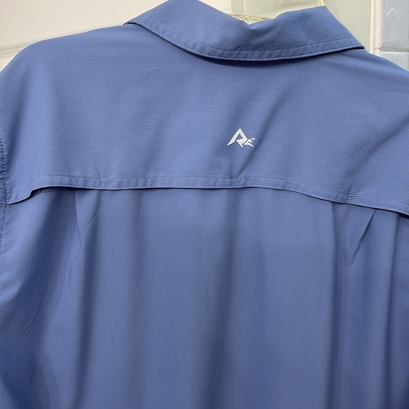 Ridgecut performance button up. - Picture 5 of 6